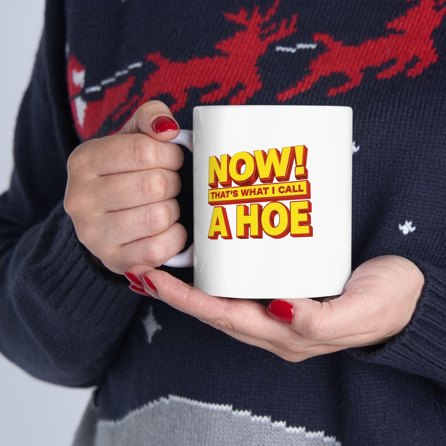 Now That’s What I Call a Hoe Mug – Funny & Savage Coffee Cup Inspired by 2000s Nostalgia
